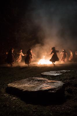 la-chenaguga : 896x1344